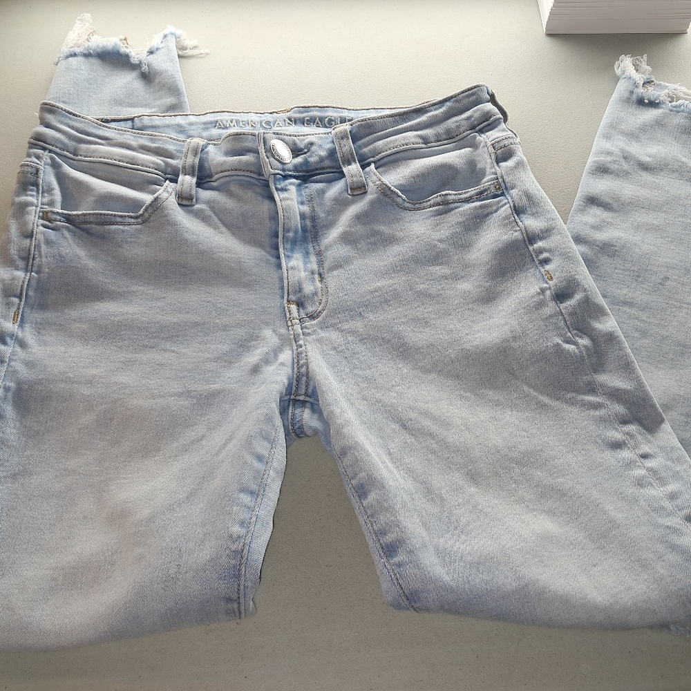 American Eagle Outfitters Women's Light Blue Jeans